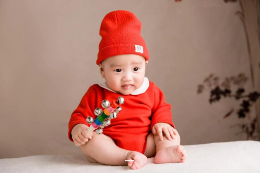 新乡六个月宝宝总是摇头